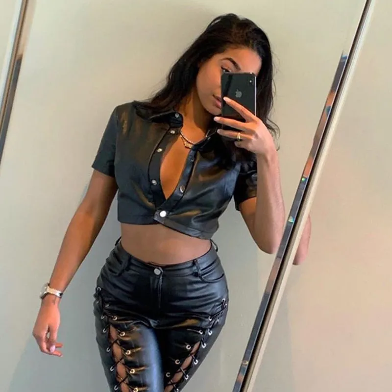 Black Faux Leather Crop Blouses Shirt Women Streetwear Short Sleeve Turn Down Collar Ladies Blouses Manches Bouffantes