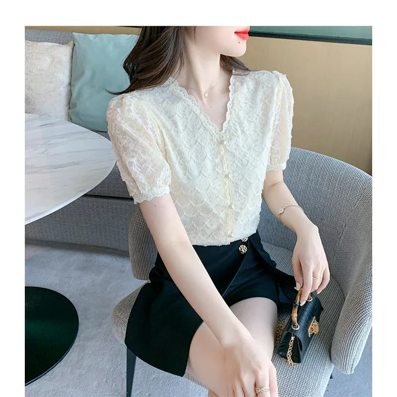 Fairy Lace Gentle V-Neck Blouse