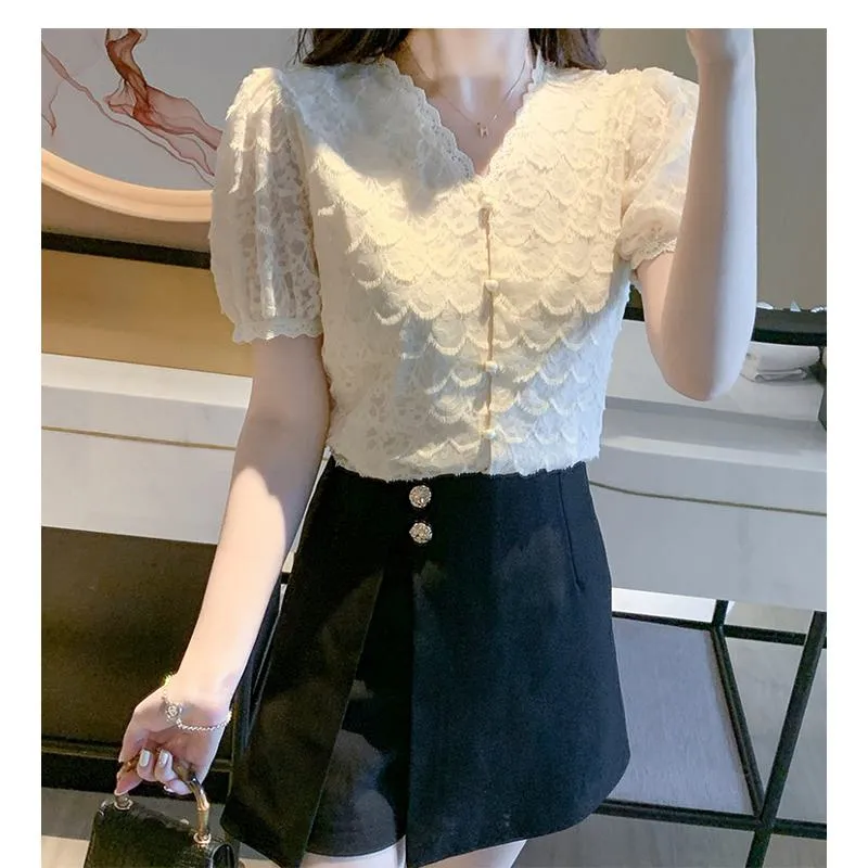 Fairy Lace Gentle V-Neck Blouse