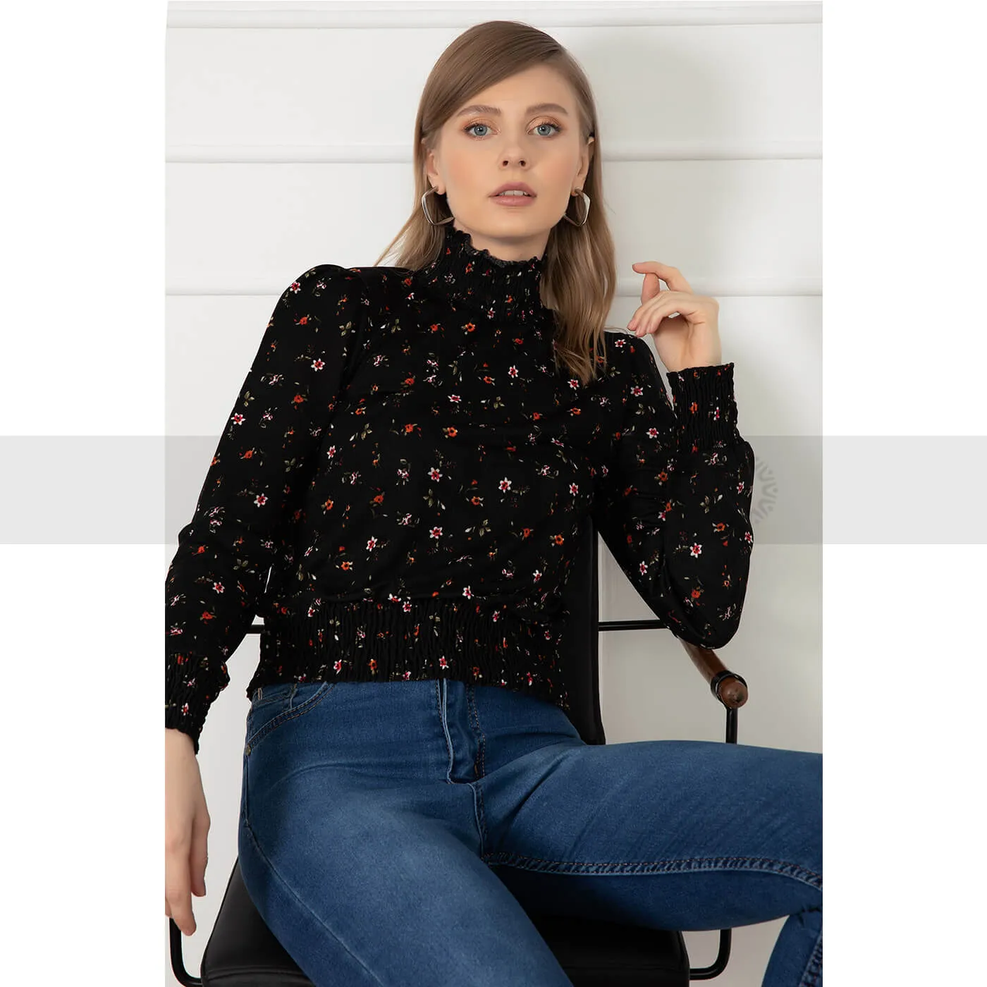 Floral Pattern Waist Elastic Blouse