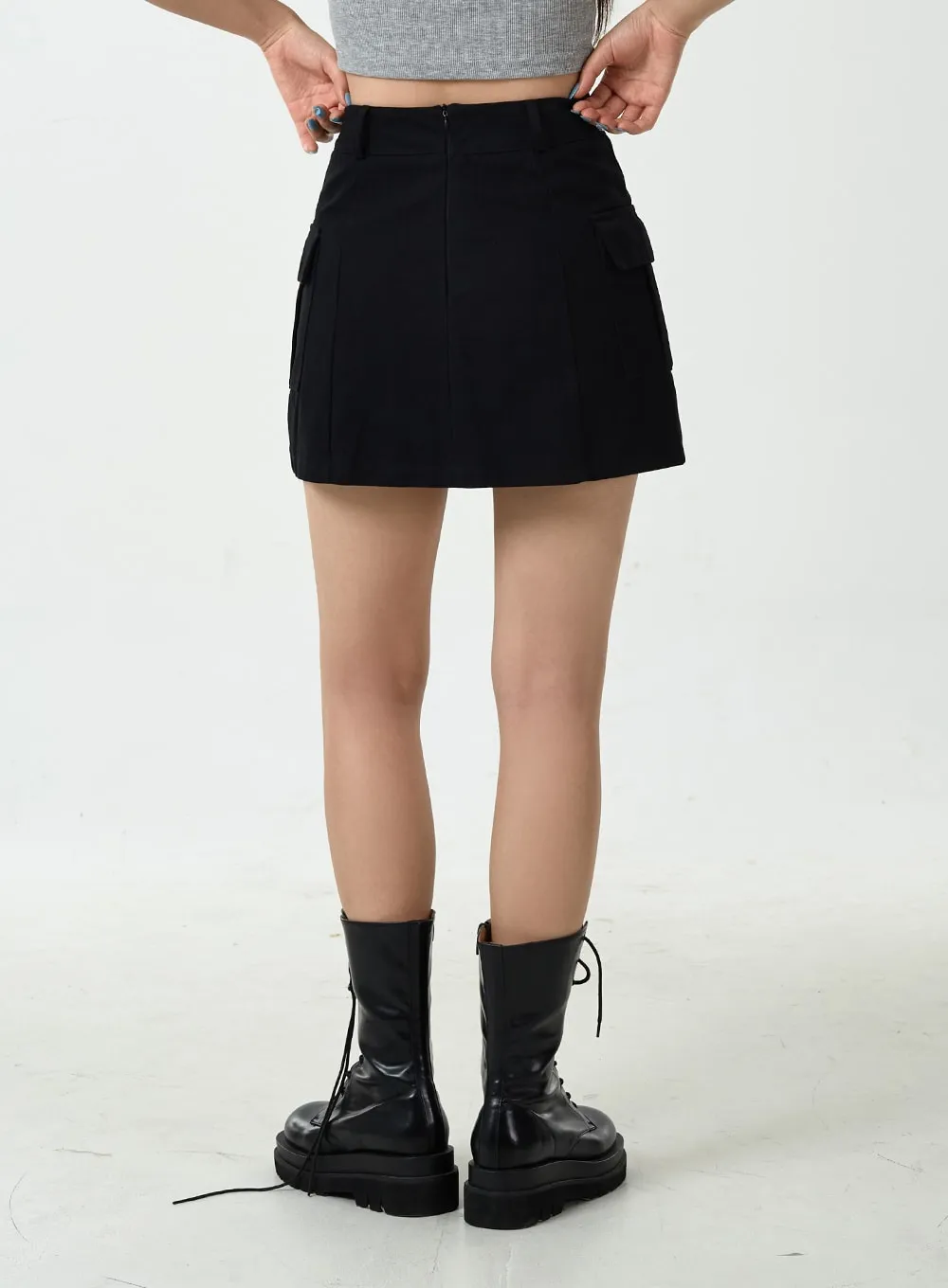 High-Waisted Cargo Mini Skirt CU18