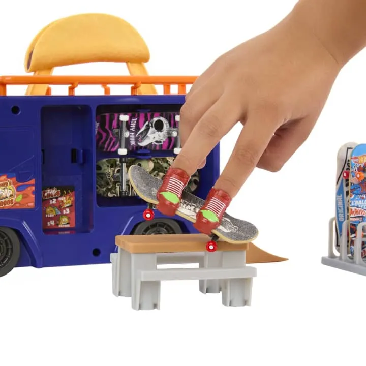 Hot Wheels Skate Taco Truck Play Case