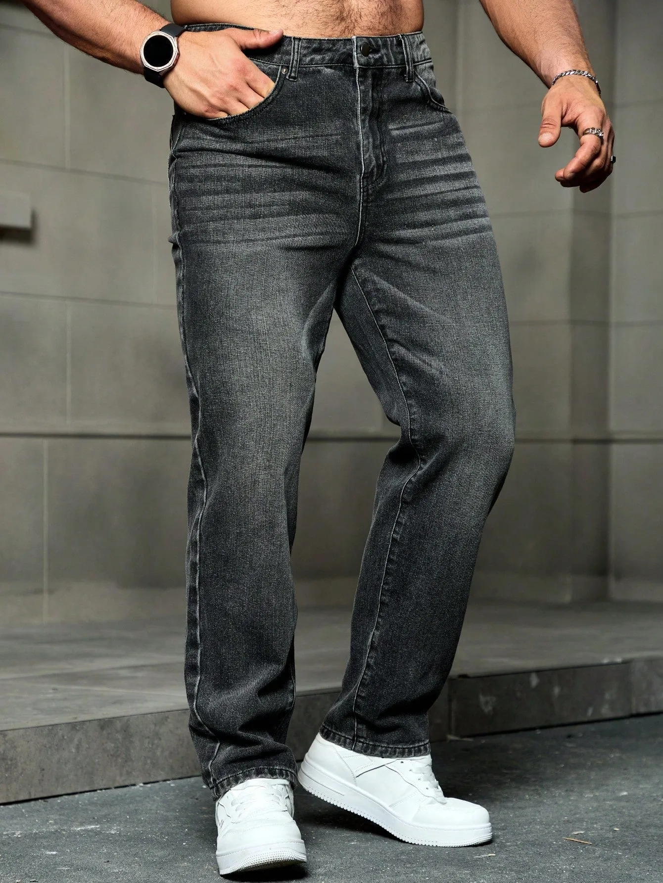 Manfinity RivetRise Men Light Grey Denim Straight Casual Pants