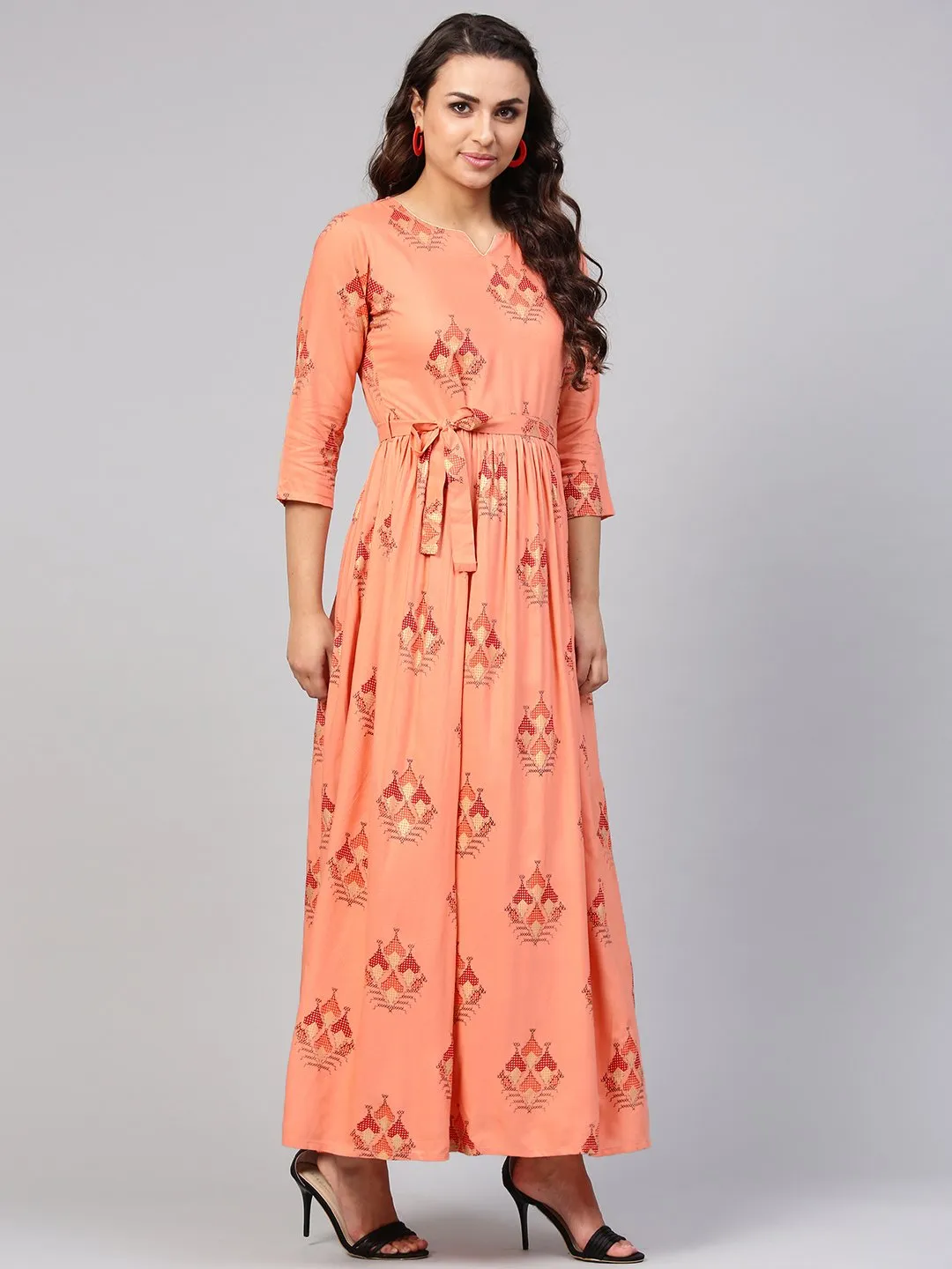 Peach Geometric Maxi Dress With 3/4 Sleeves & Round Neck