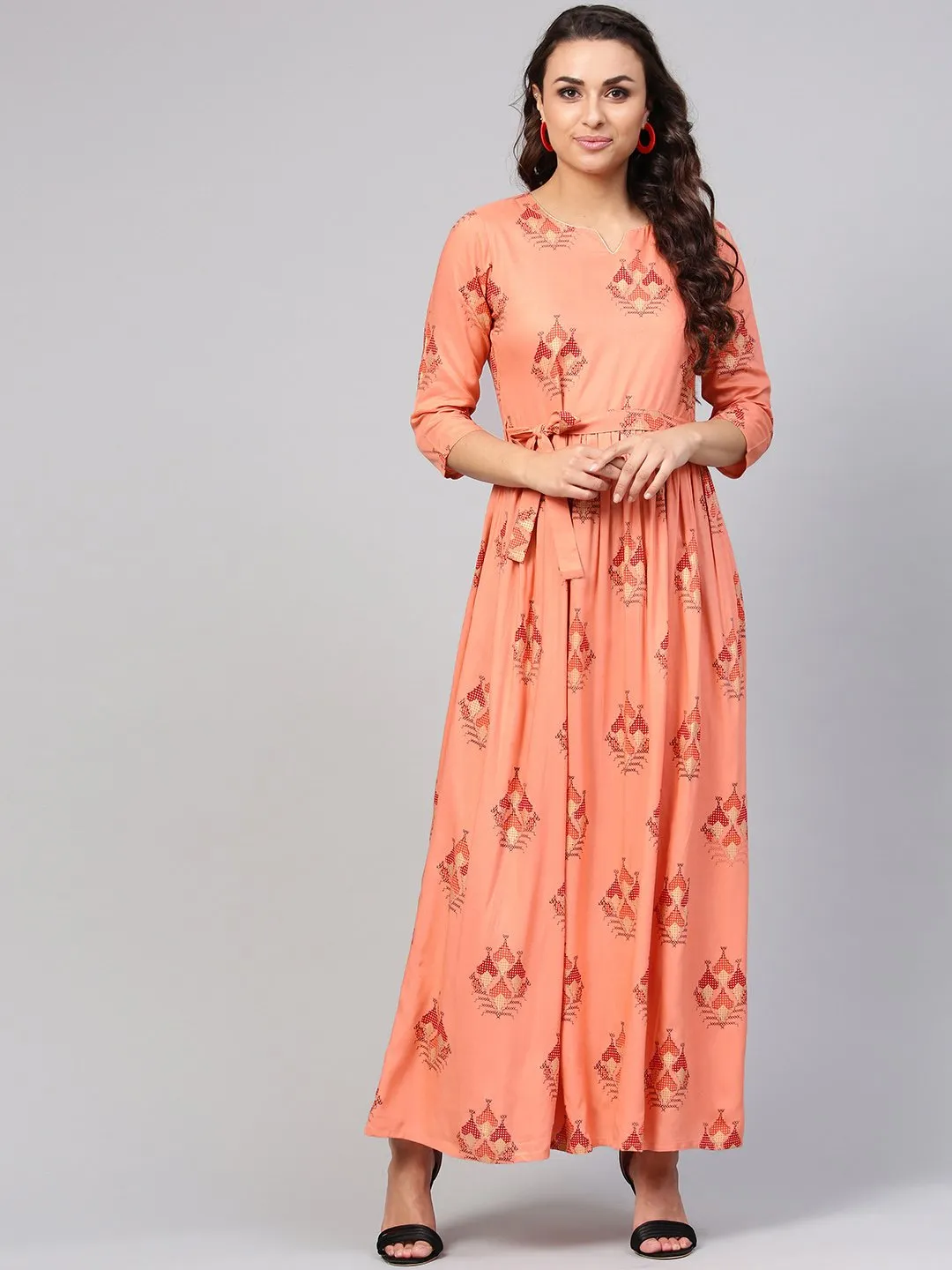 Peach Geometric Maxi Dress With 3/4 Sleeves & Round Neck