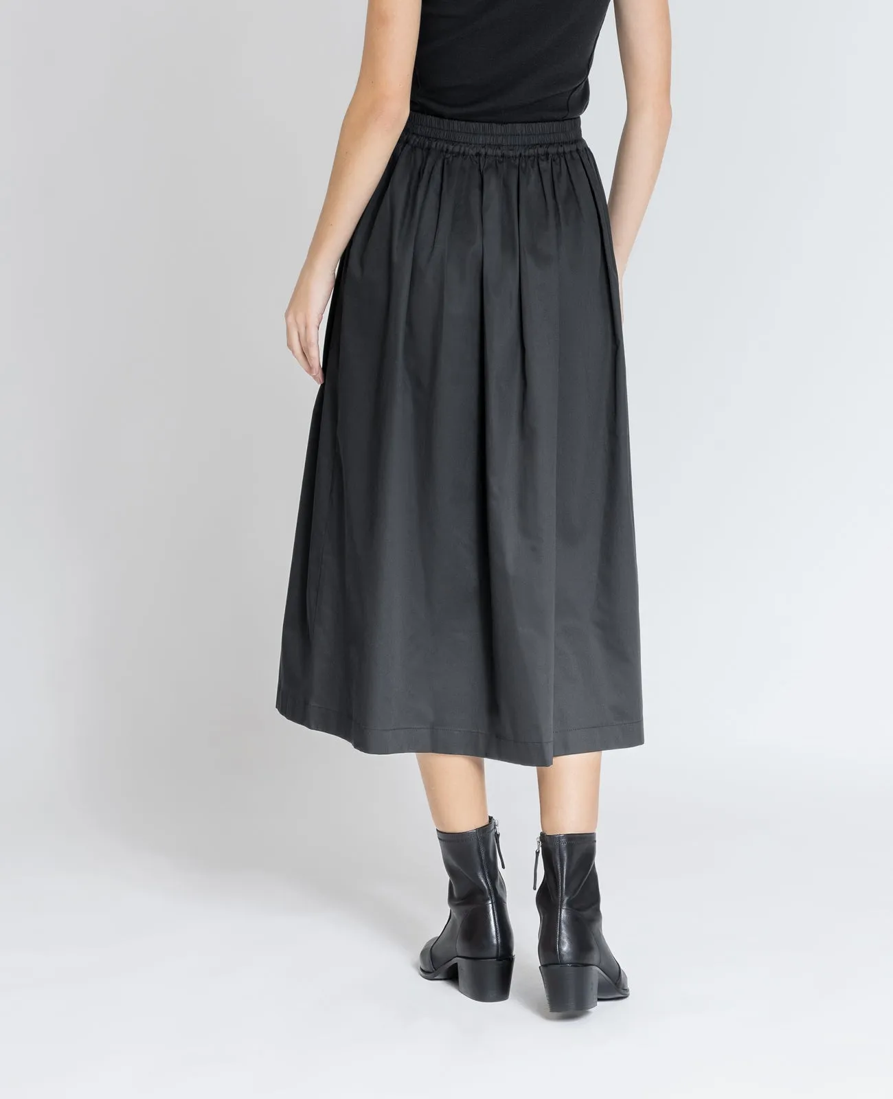 Supima Poplin Pleated Midi Skirt