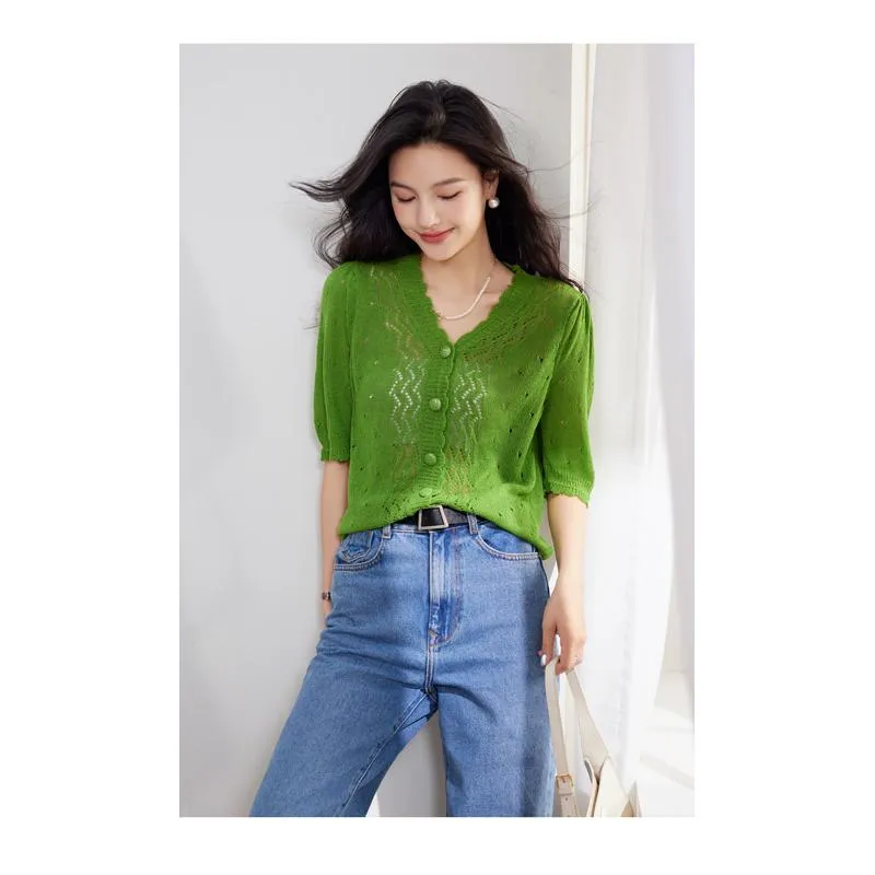 Thin Persea Knitted V-Neck Hollowed-Out Blouse