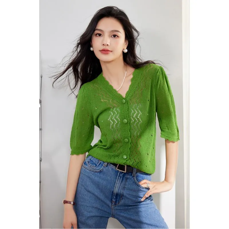 Thin Persea Knitted V-Neck Hollowed-Out Blouse