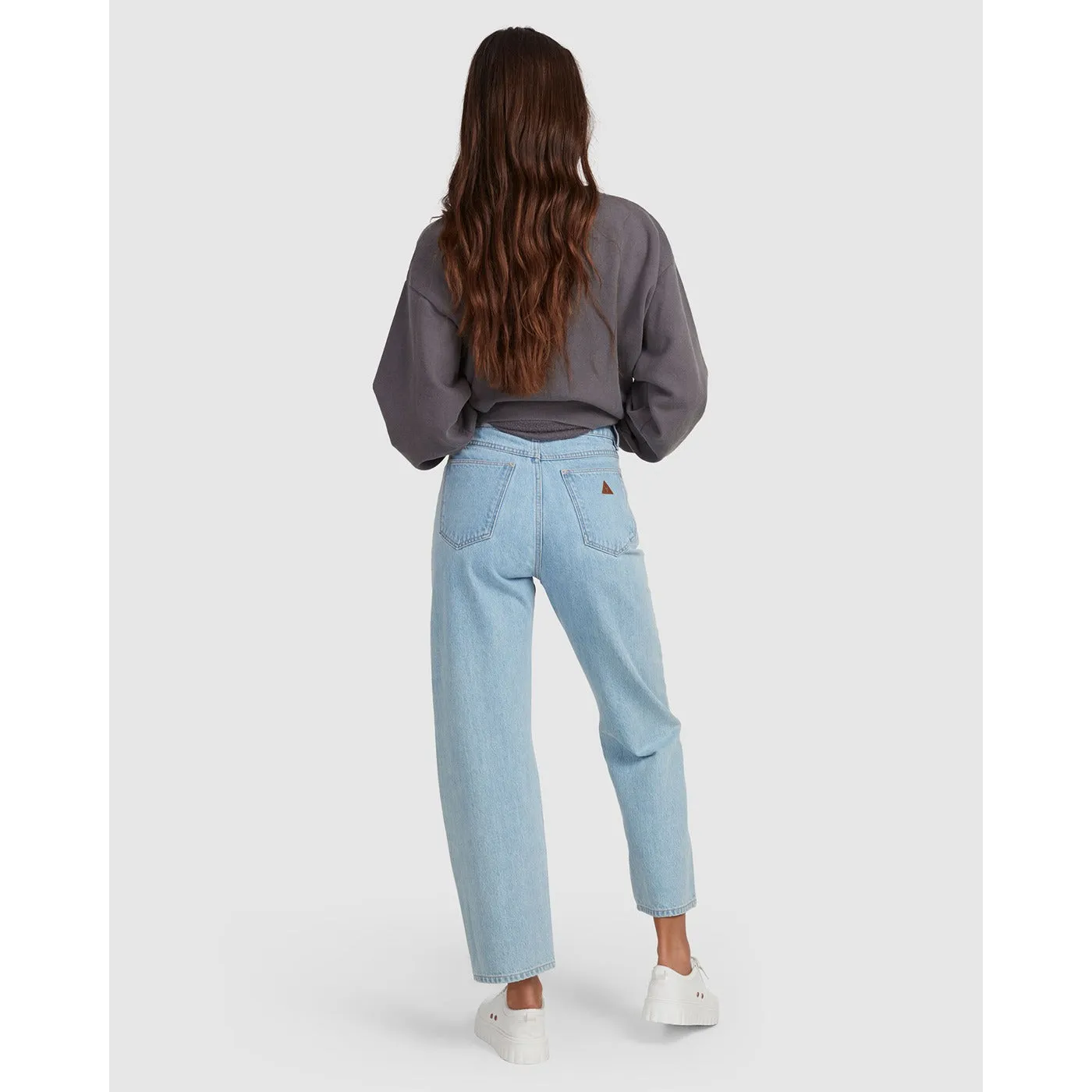 Venic Straight Mom Light Blue Jeans