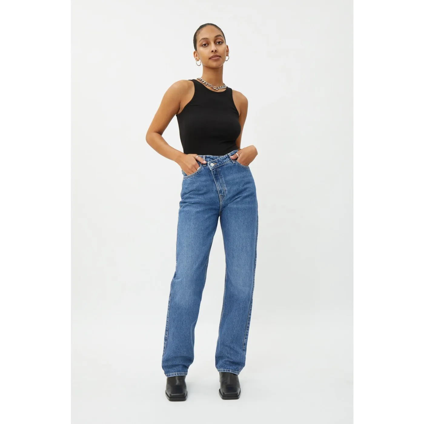 WD Skew High Jeans