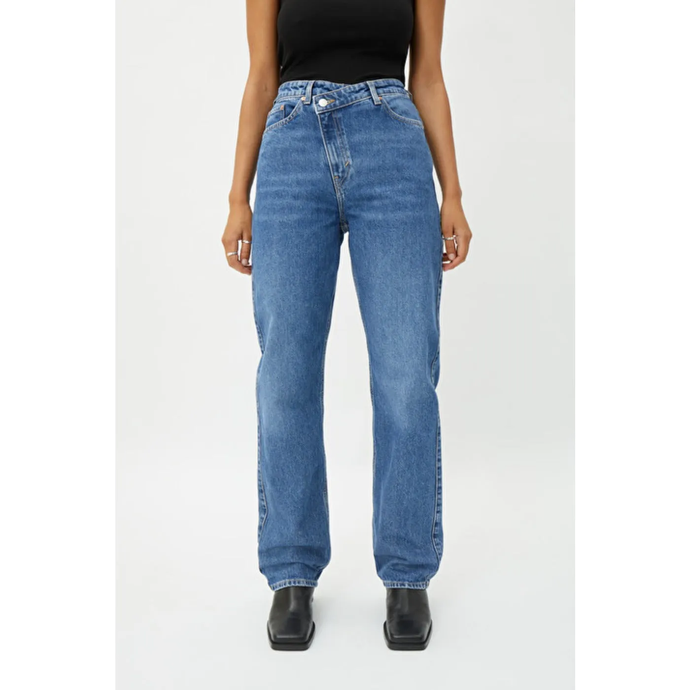 WD Skew High Jeans